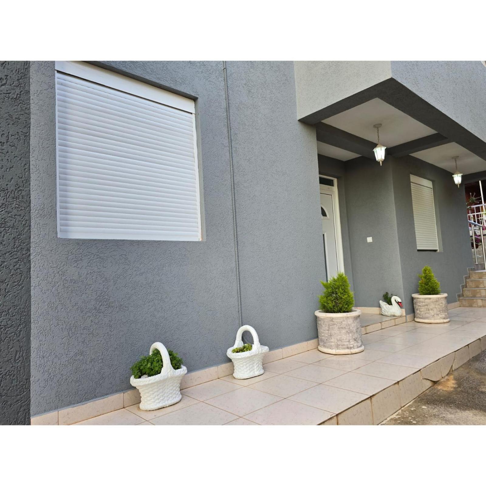 Family Apartment-Dilorena Bar Exterior photo